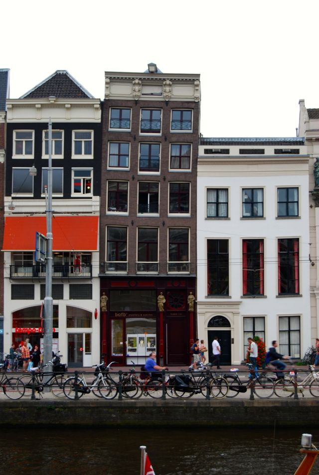 Amsterdam Crooked House